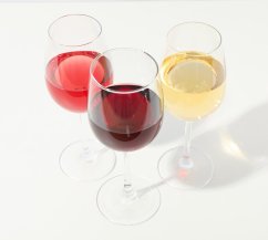 Degustace 11 vzorků, mix bílé, růžové a červené, dne 26.8. v Ty Kávo